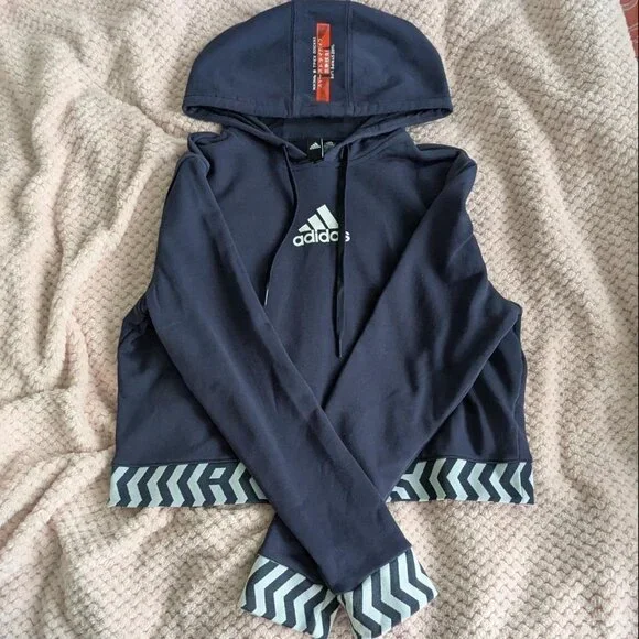 Cropped navy Adidas hoodie - Picture 2 of 3
